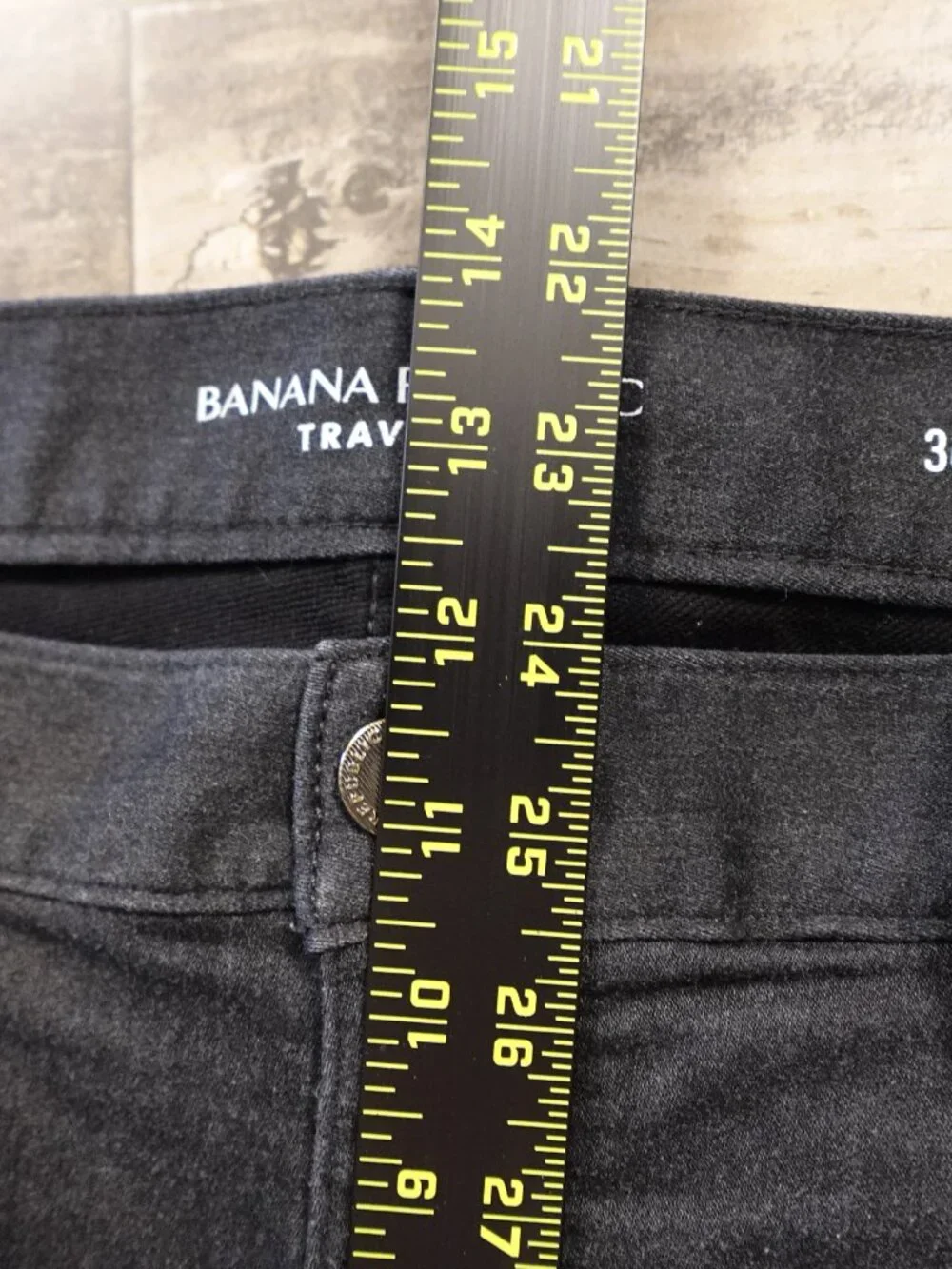 Banana Republic Traveler Athletic Tapered‎ Jeans Men’s 36x32 Black Stretch